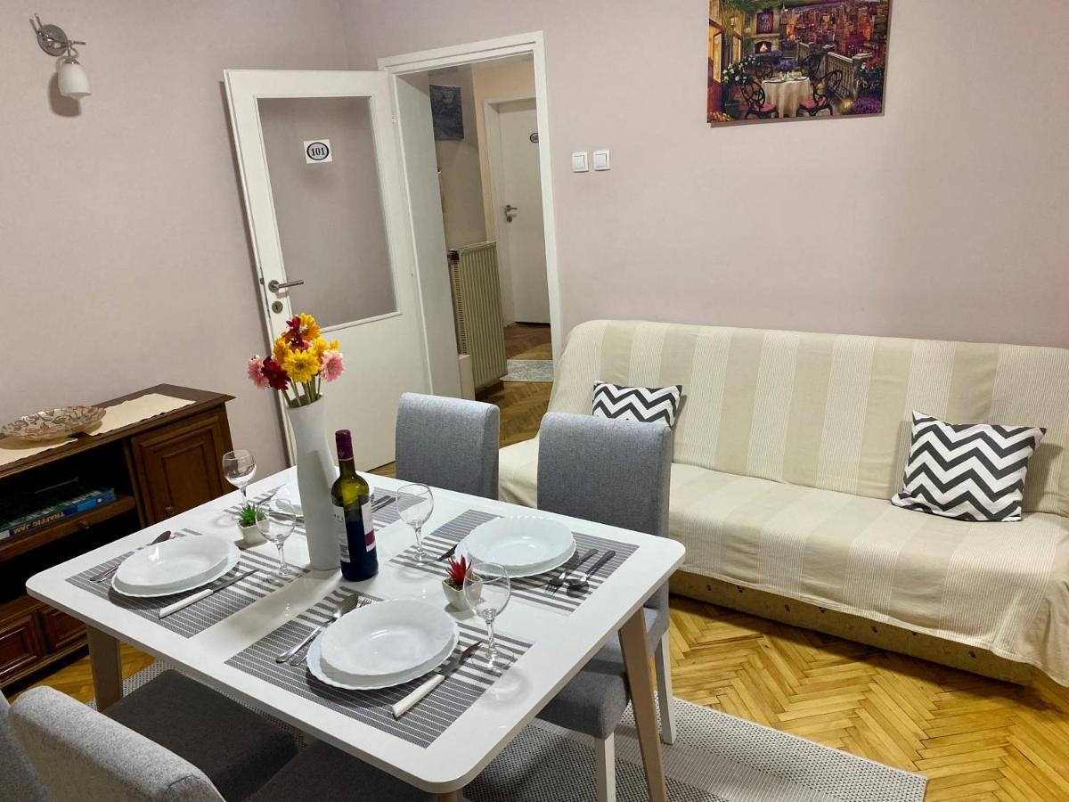 Appartement avec 2 chambre Ni Extérieur photo