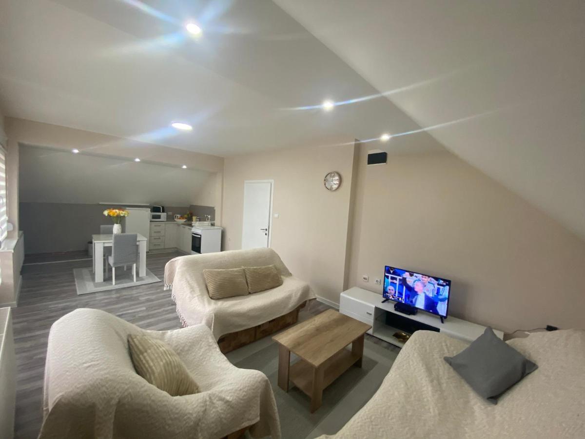 Appartement avec 2 chambre Ni Extérieur photo