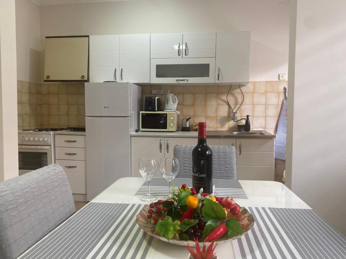 Appartement avec 2 chambre Ni Extérieur photo